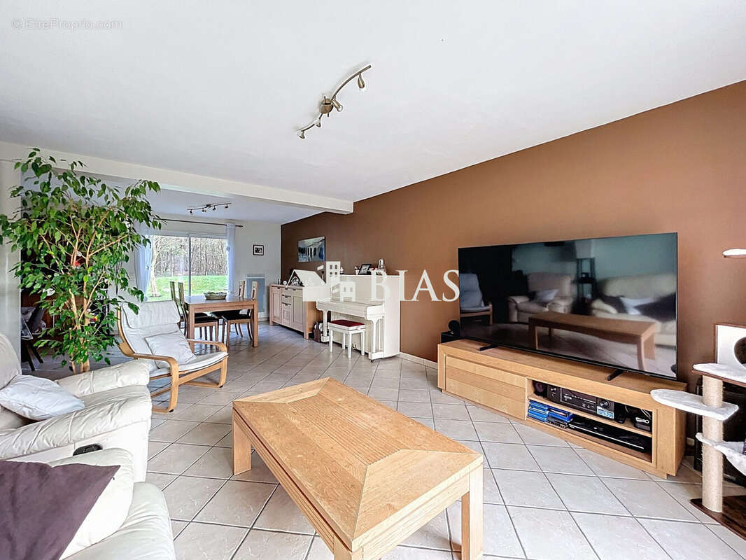 Maison à LA NEUVILLE-DU-BOSC