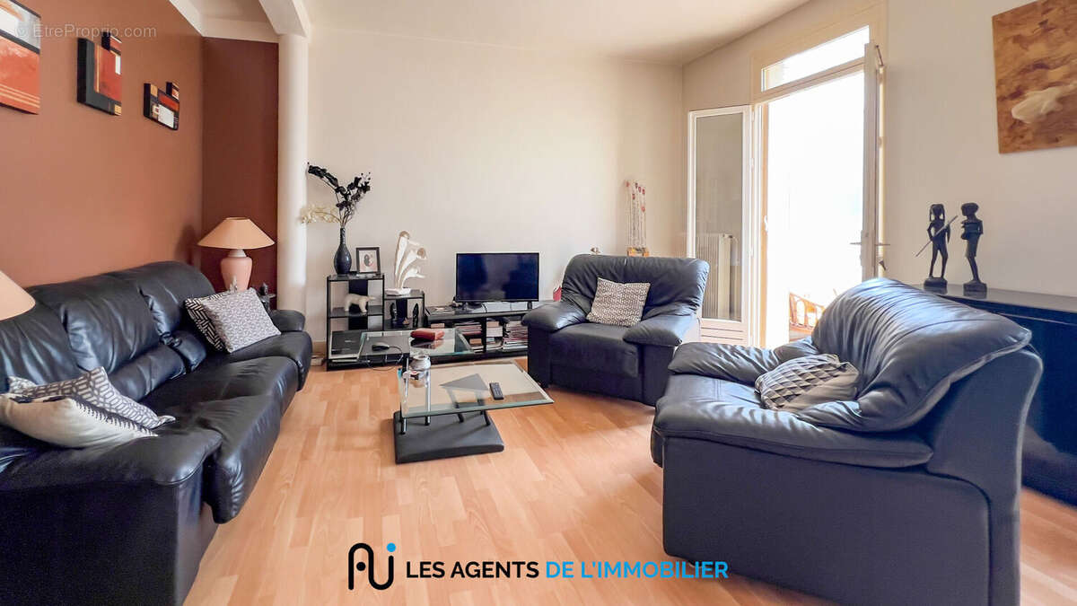 Maison Chemin de l'ile Nanterre 3 pièce(s) 90 m2 - photo 2