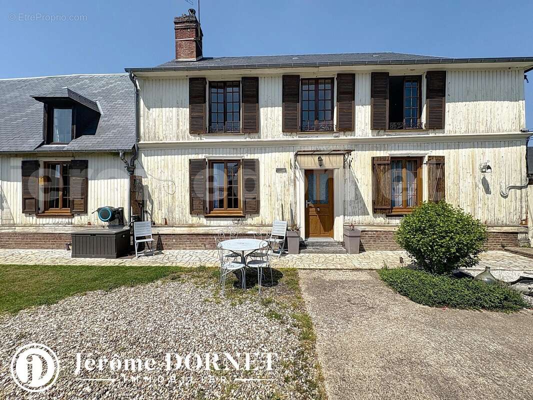 huc_0003 - Maison à GOURNAY-EN-BRAY