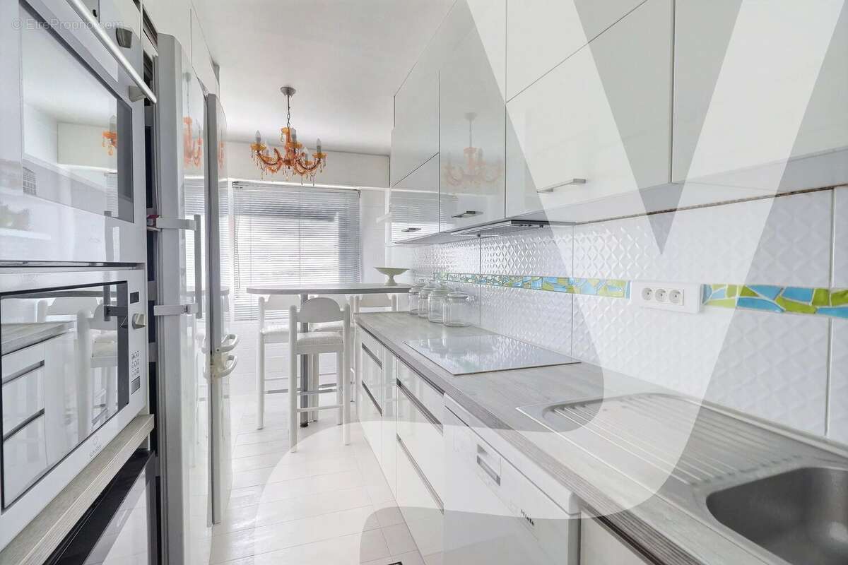 Appartement à PARIS-12E