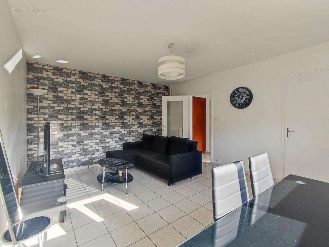 Appartement T.2, 46 m² - Thébaudières - photo 2