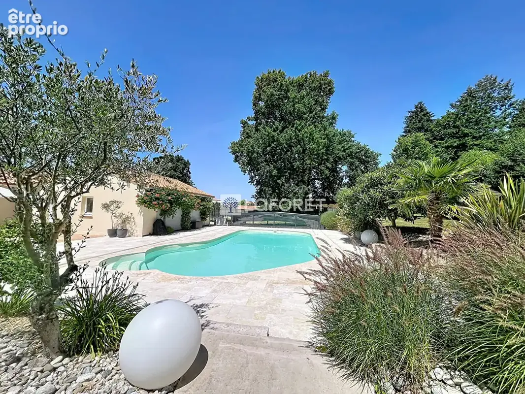 Maison piscine terrasse jardin garage double Pompaire 8 pièces 211 m2 - photo 11
