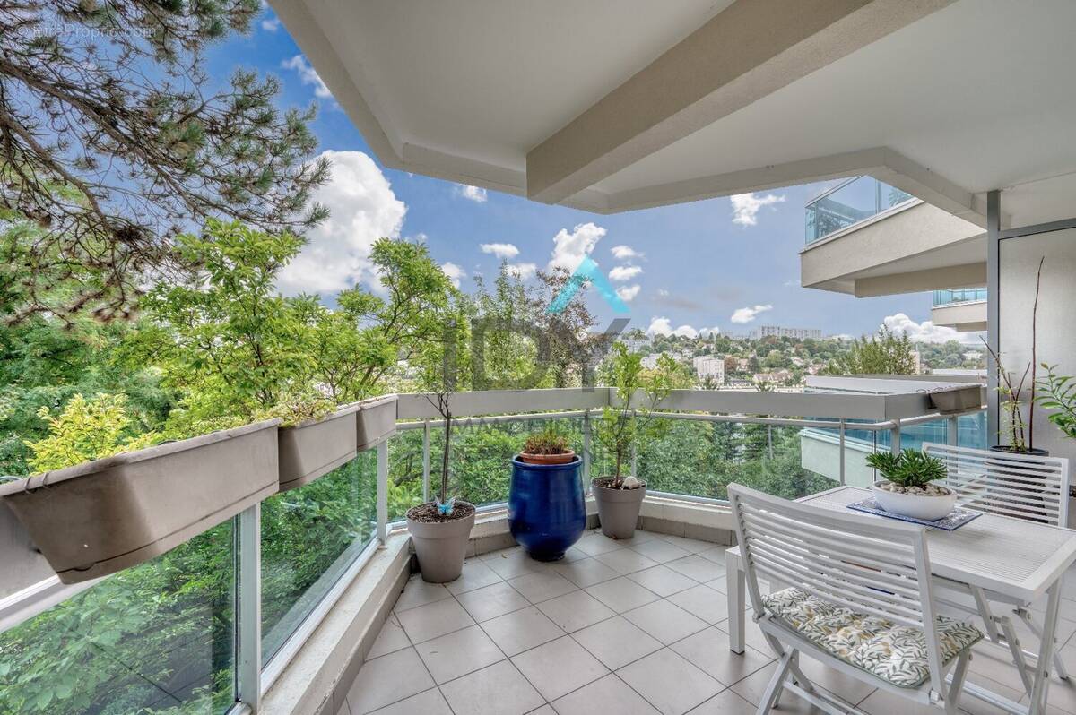 Appartement à LE PECQ