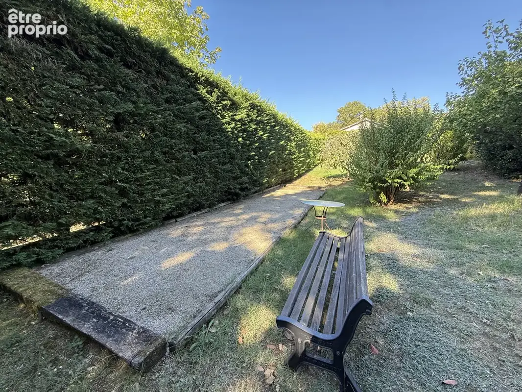 PEAGE DE ROUSSILLON - MAISON - 5 CHAMBRES - 160m2 habitable 1400m2 terrain - photo 17