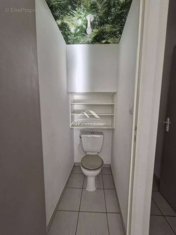 Maison à SAINT-HILAIRE-DE-BRETHMAS