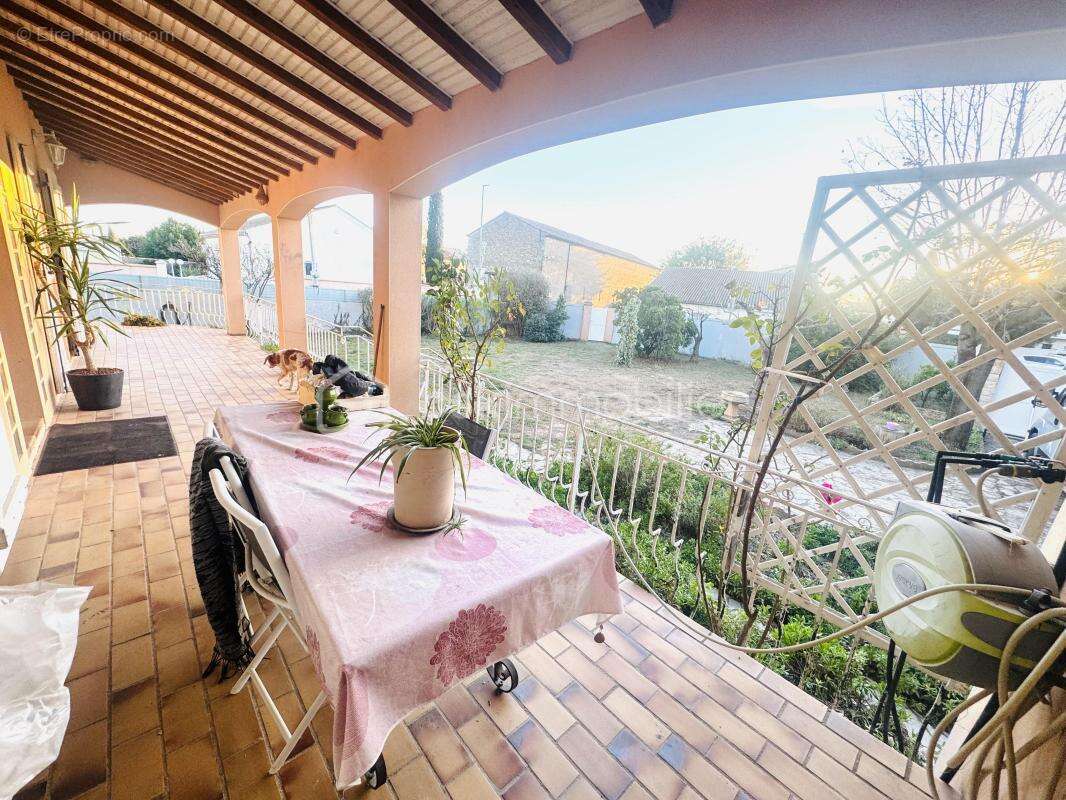 Maison à LIGNAN-SUR-ORB