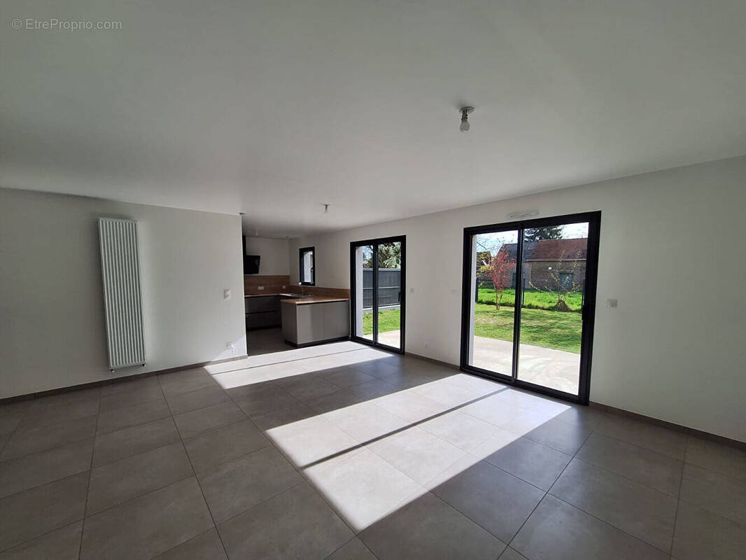 Maison à FRANQUEVILLE-SAINT-PIERRE