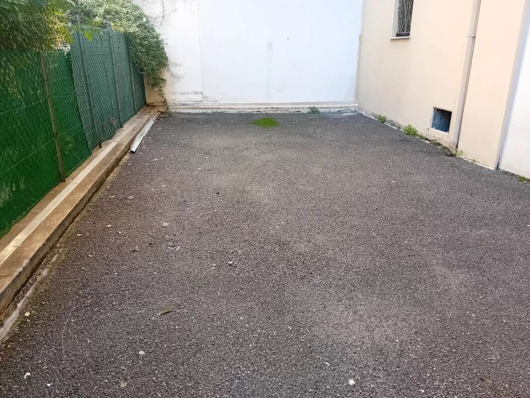 Parking à NICE