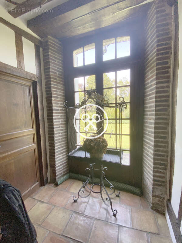 Maison à AIX-EN-OTHE