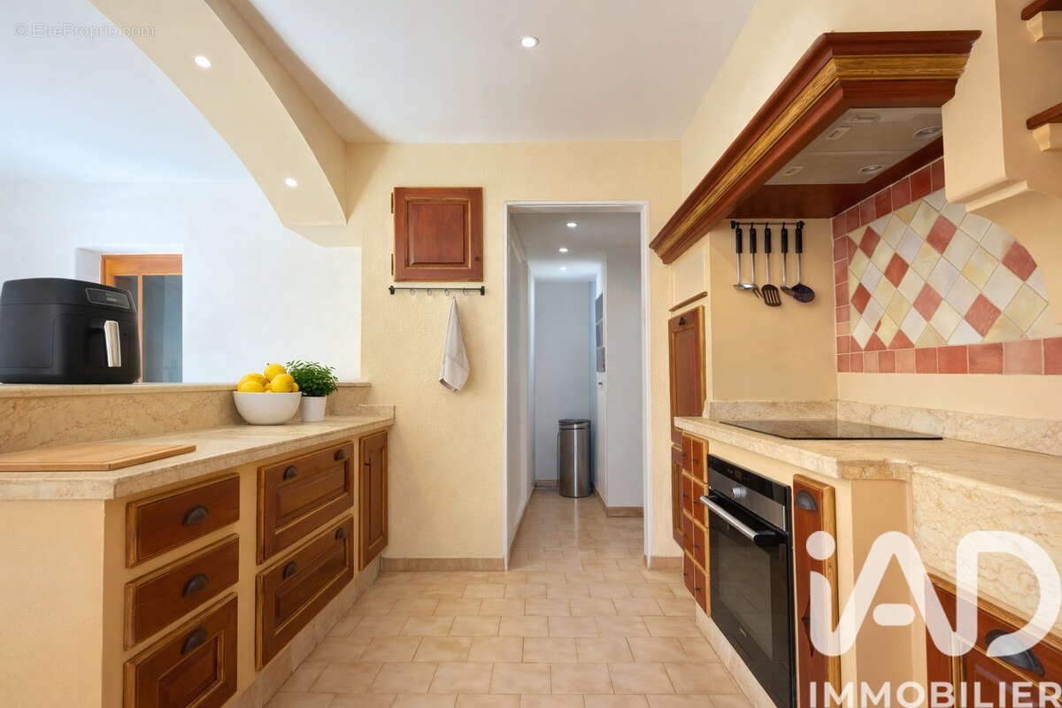 Photo 8 - Maison à PEYROLLES-EN-PROVENCE