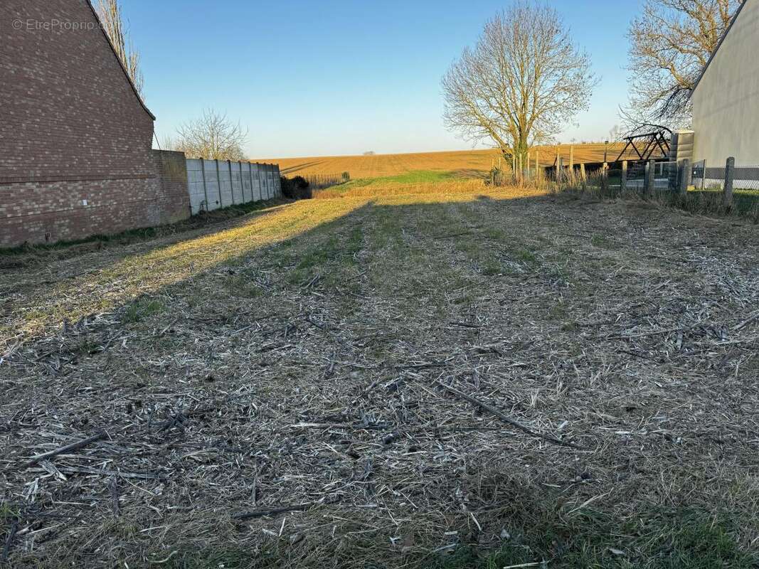 Terrain 675 m² à Bantigny  - photo 3