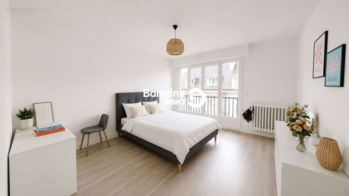 Lorient hypercentre - appartement t6 de 116m² avec acces cour commune fermee pour stationnement - photo 4