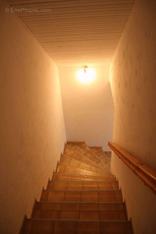 Maison à SAINT-ETIENNE-LES-ORGUES