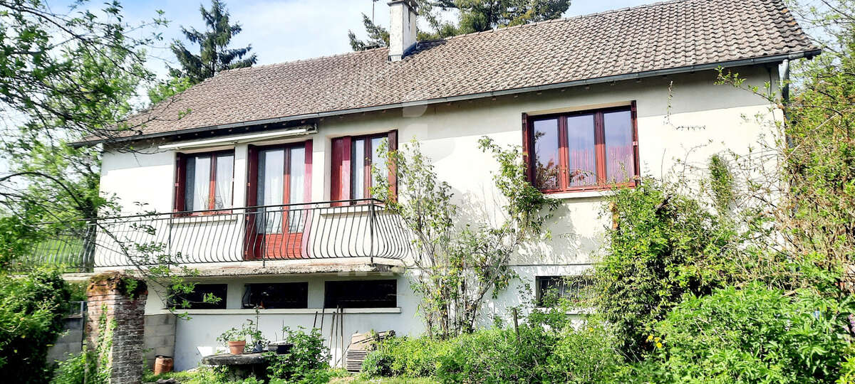 Maison à LEUGNY