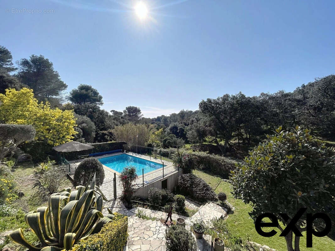 Maison à SAINT-RAPHAEL