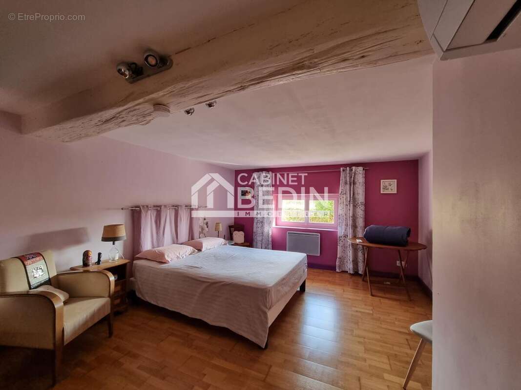 Maison à MONPRIMBLANC