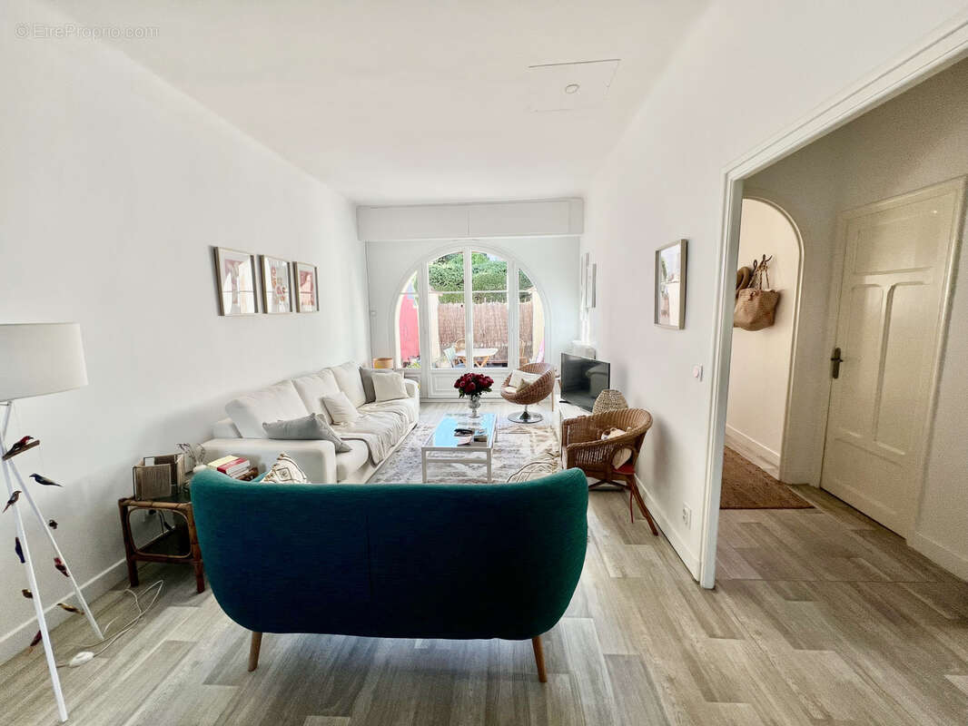 Maison à LE CANNET