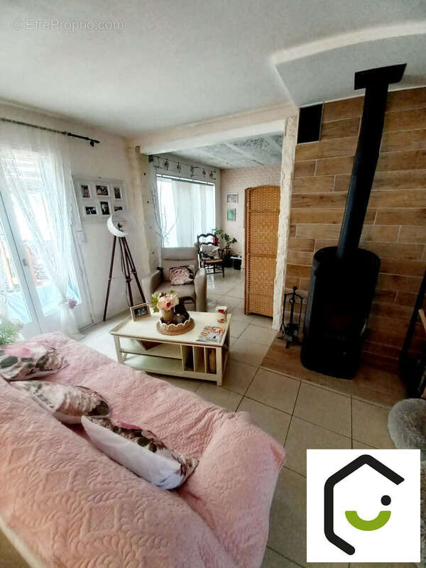 Photo 3 - Maison à SAUVILLERS-MONGIVAL