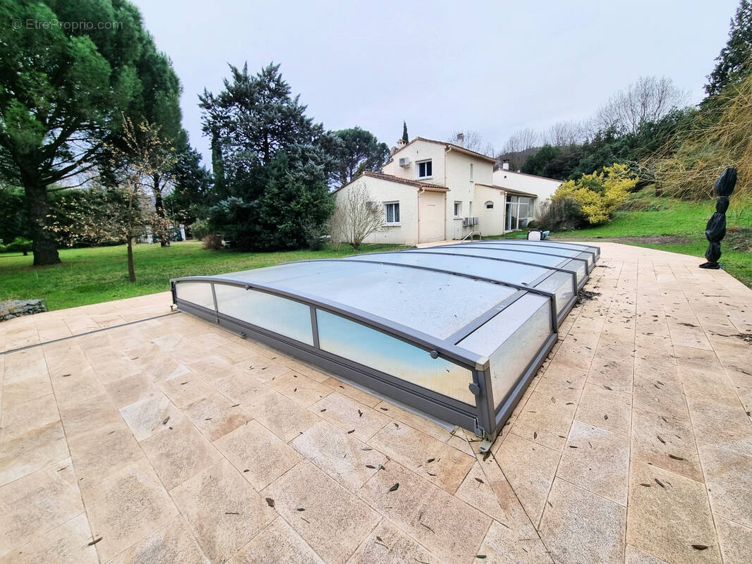 Maison à LAMALOU-LES-BAINS