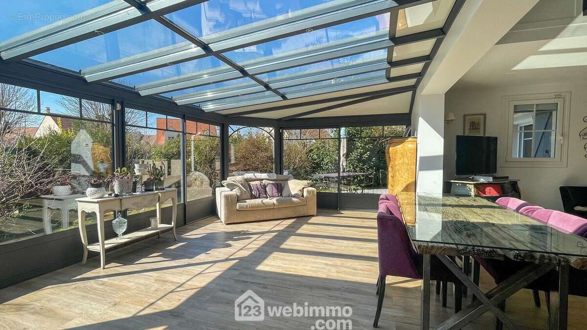 Maison à MAROLLES-EN-BRIE