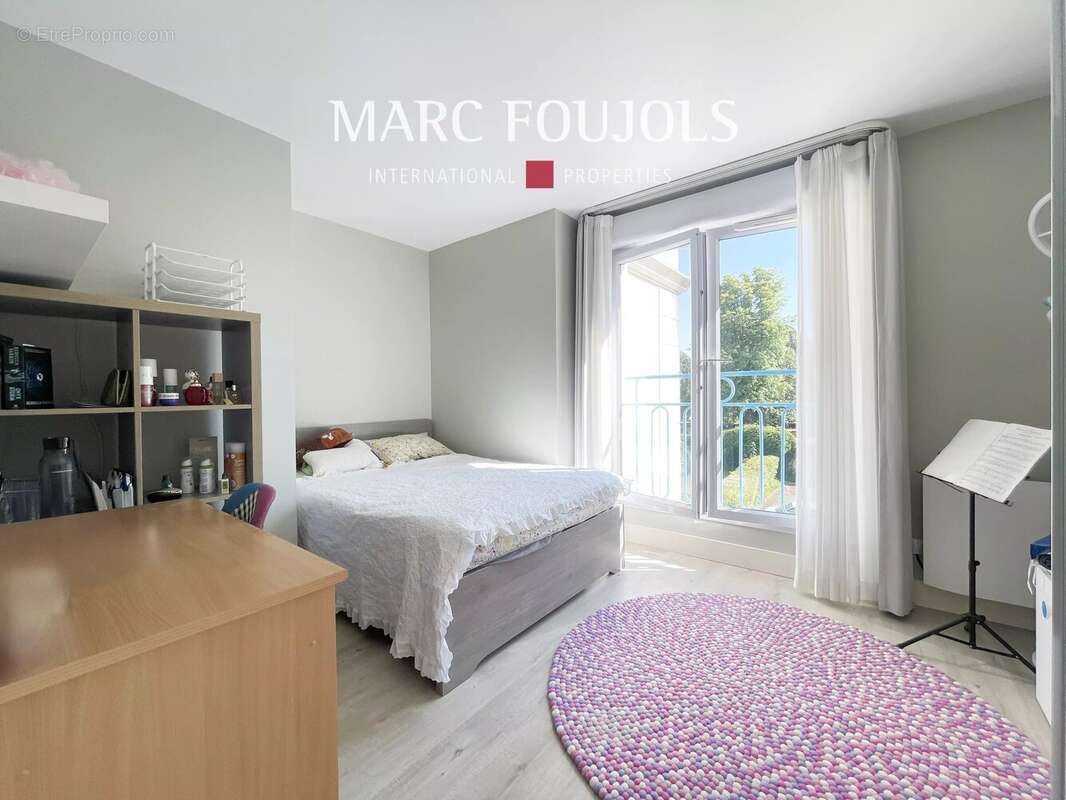 Appartement avec ascenseur et parking proche du centre ville - photo 10