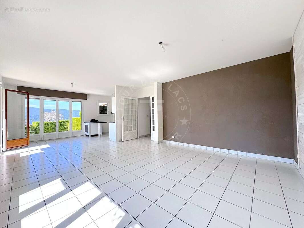 Appartement à MENTHON-SAINT-BERNARD