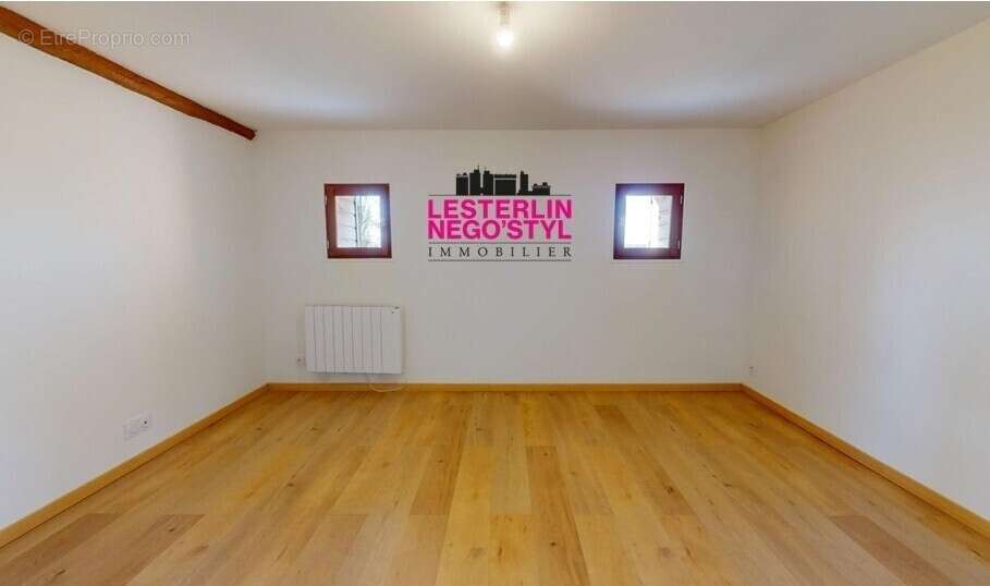 Maison à LA FRENAYE