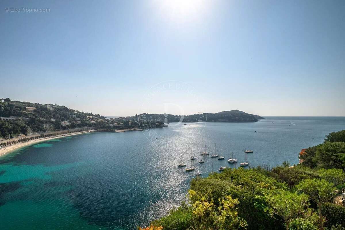 Appartement à VILLEFRANCHE-SUR-MER