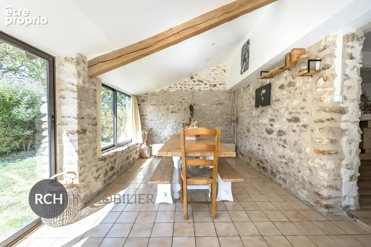 Le Mesnil Simon - Charmante maison familiale en pierre avec dépendances - photo 6