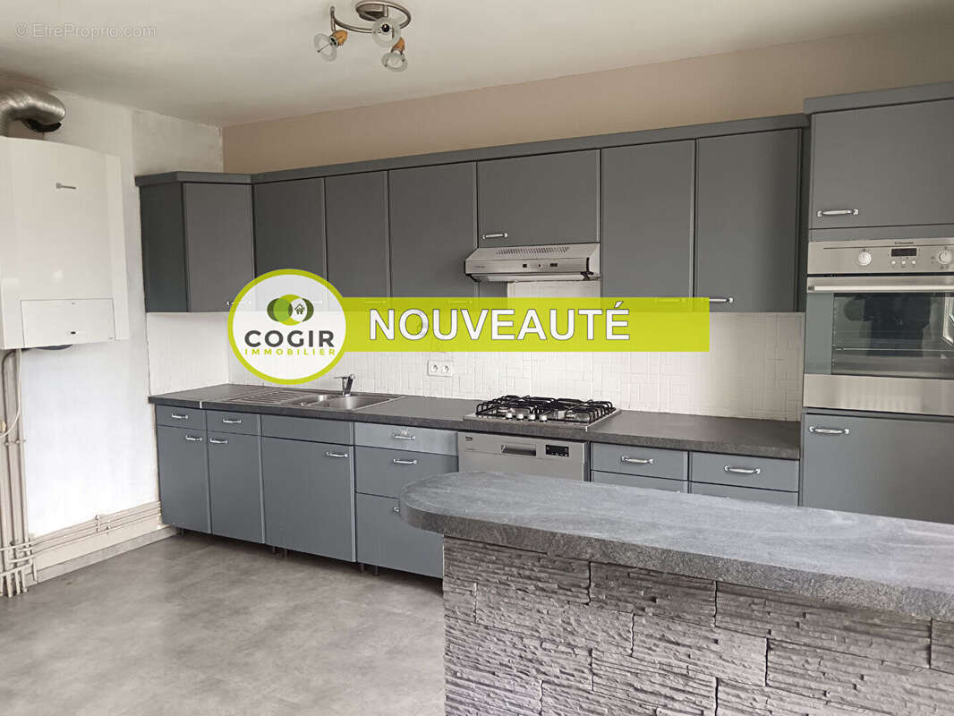 Appartement à LE RHEU