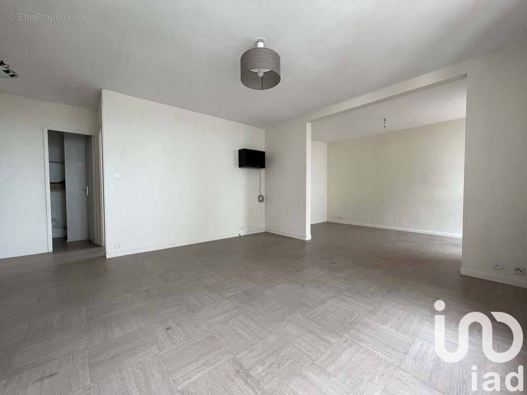 Photo 3 - Appartement à SAINT-PIERRE-DES-CORPS