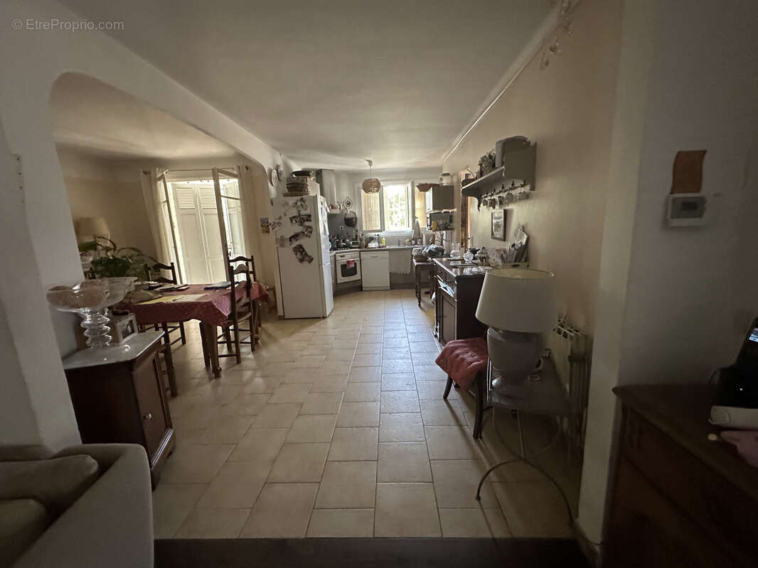 Maison à SOLLIES-PONT