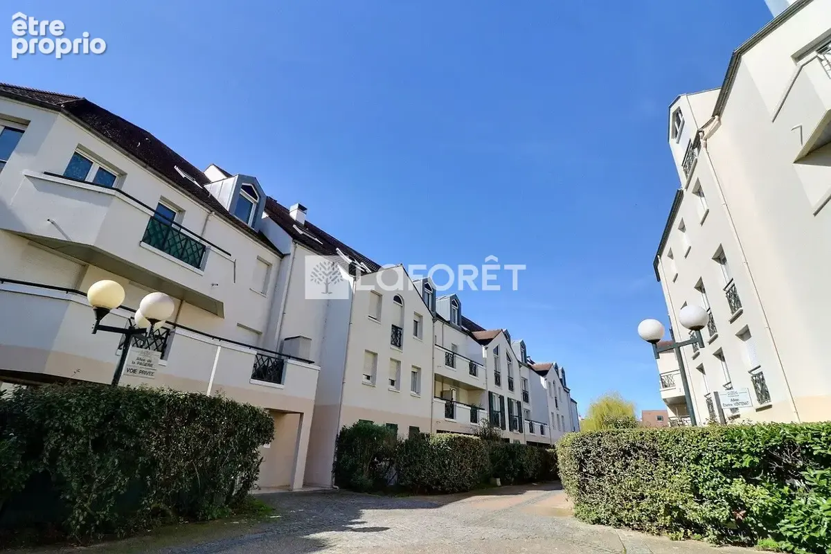 Appartement Rueil Malmaison 2 pièce(s) 48.5 m2 - photo 2