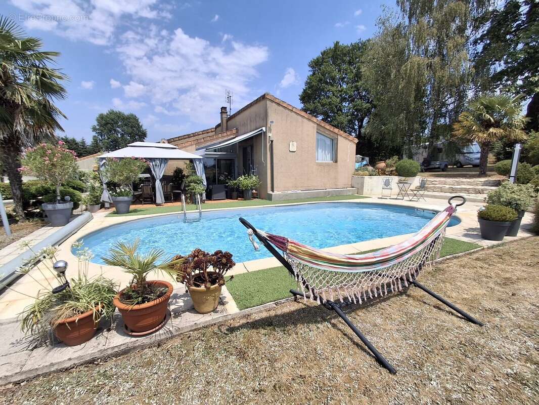 Maison 110 m² à Chasseneuil-Sur-Bonnieure  - photo 2