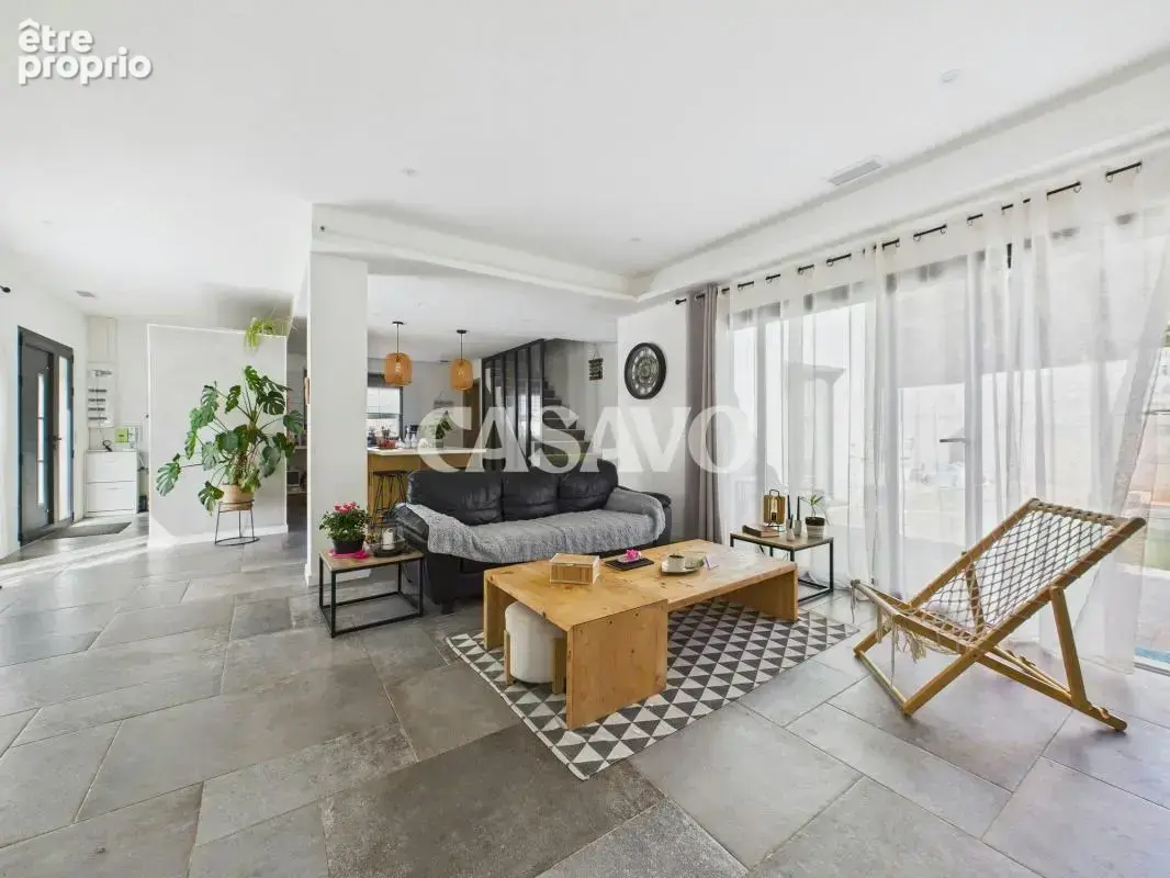 Vente Maison 5 pièces de 175m² - 83720 Trans-en-Provence - photo 14