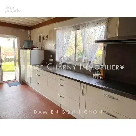 Maison 171 m² à Chambeugle  - photo 4