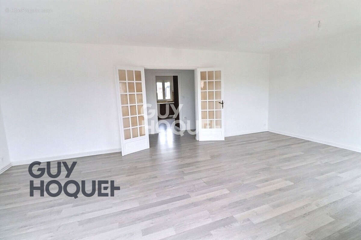 Appartement à BERNAY