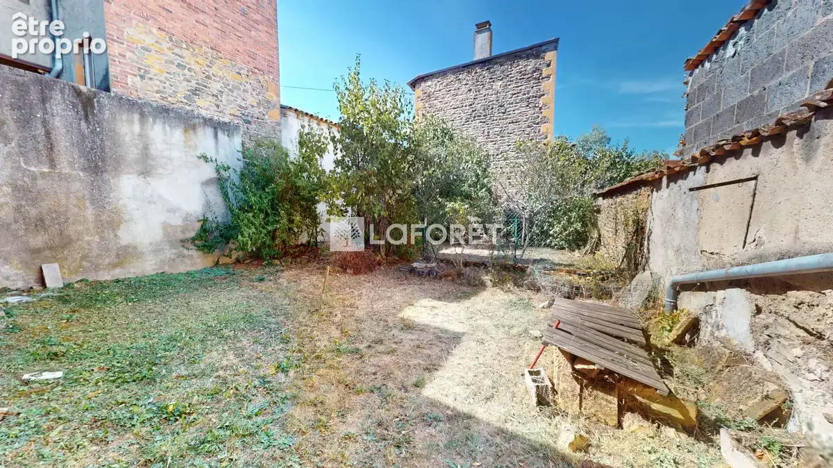 Maison Saint Vérand 5 pièces 150 m² - photo 3
