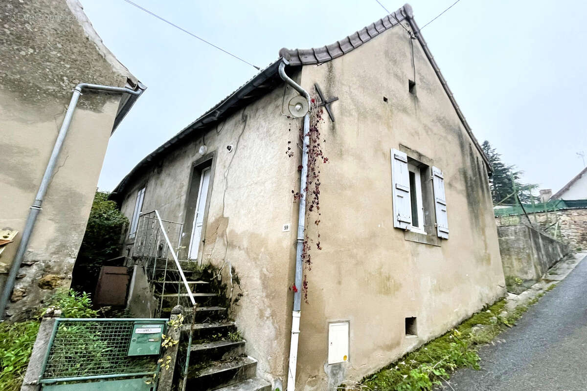 Maison à LA MOTTE-SAINT-JEAN