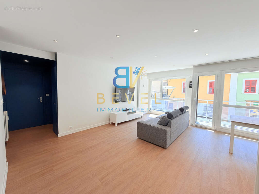 Appartement à SAINT-JEAN-DE-MAURIENNE