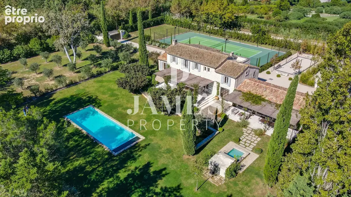 Maison 7 pièces 335 m² à vendre à Maussane-Les-Alpilles (13520) - photo 1