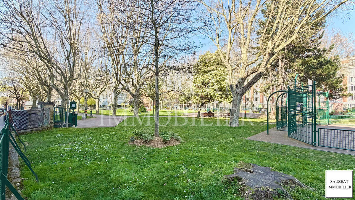 Appartement à MONTROUGE