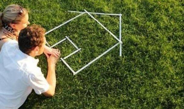 Terrain à COULAINES