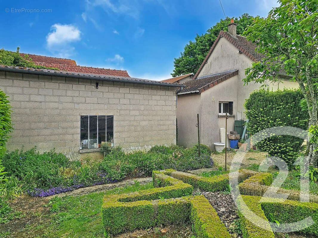 Maison 85 m² à Fontaine-Fourches  - photo 12