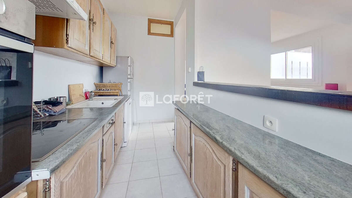 Appartement à LYON-8E