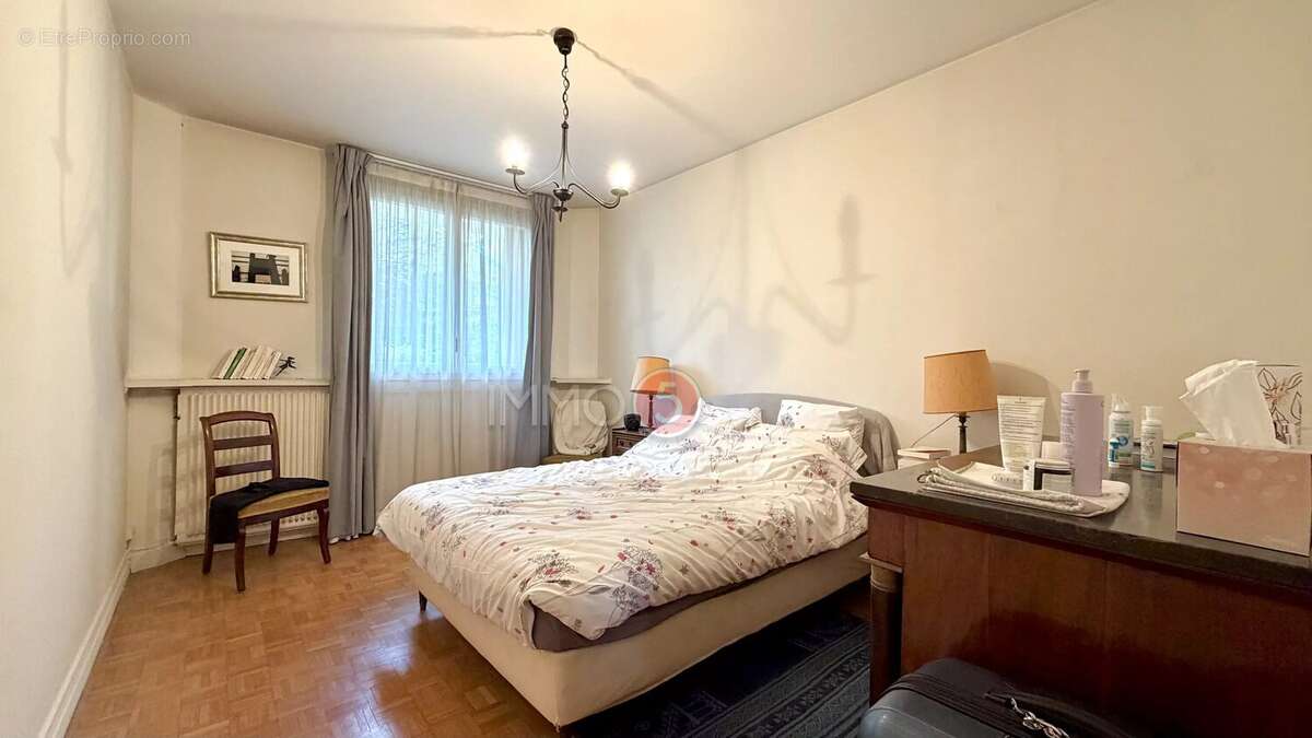 Appartement à LE RAINCY
