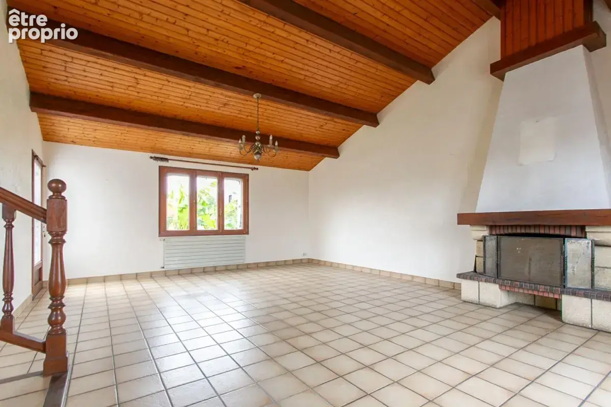Maison Gétigné 5 P . 3 Chs . 96 M² . Garage . Cave . T 415 M² - photo 2
