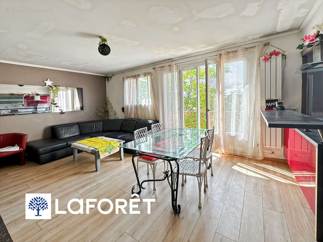 Appartement à MORSANG-SUR-ORGE