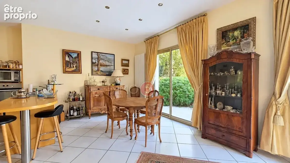 Maison 9 pièces 205 m² à vendre à Le Raincy (93340) - photo 9