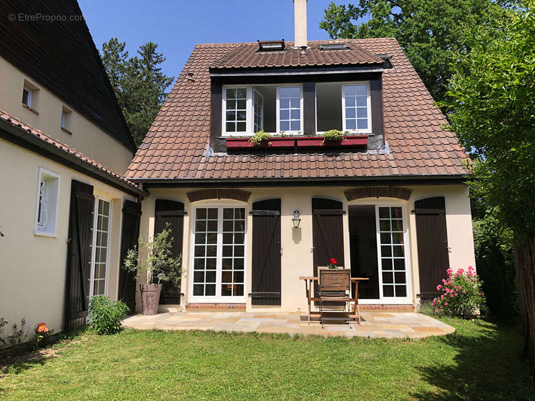 Maison à JOUY-EN-JOSAS